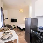 Boutique Scheveningen Aparthotel 3*